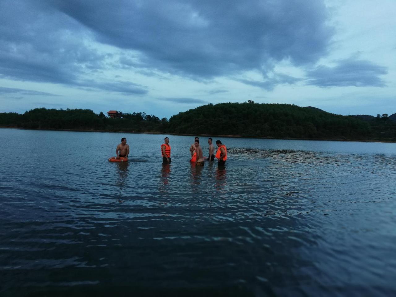 Gio Lao Eco Lodge - Dao Che Thanh Chuong Trai Do ภายนอก รูปภาพ